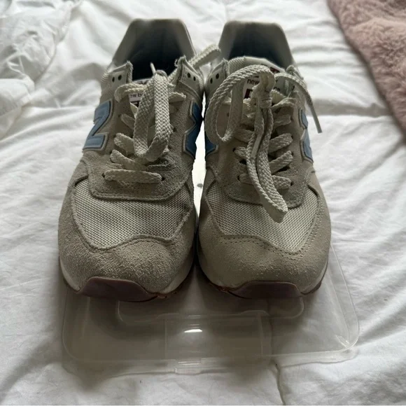 New Balance White and Blue Athletic Shoes - Picture 4 of 7